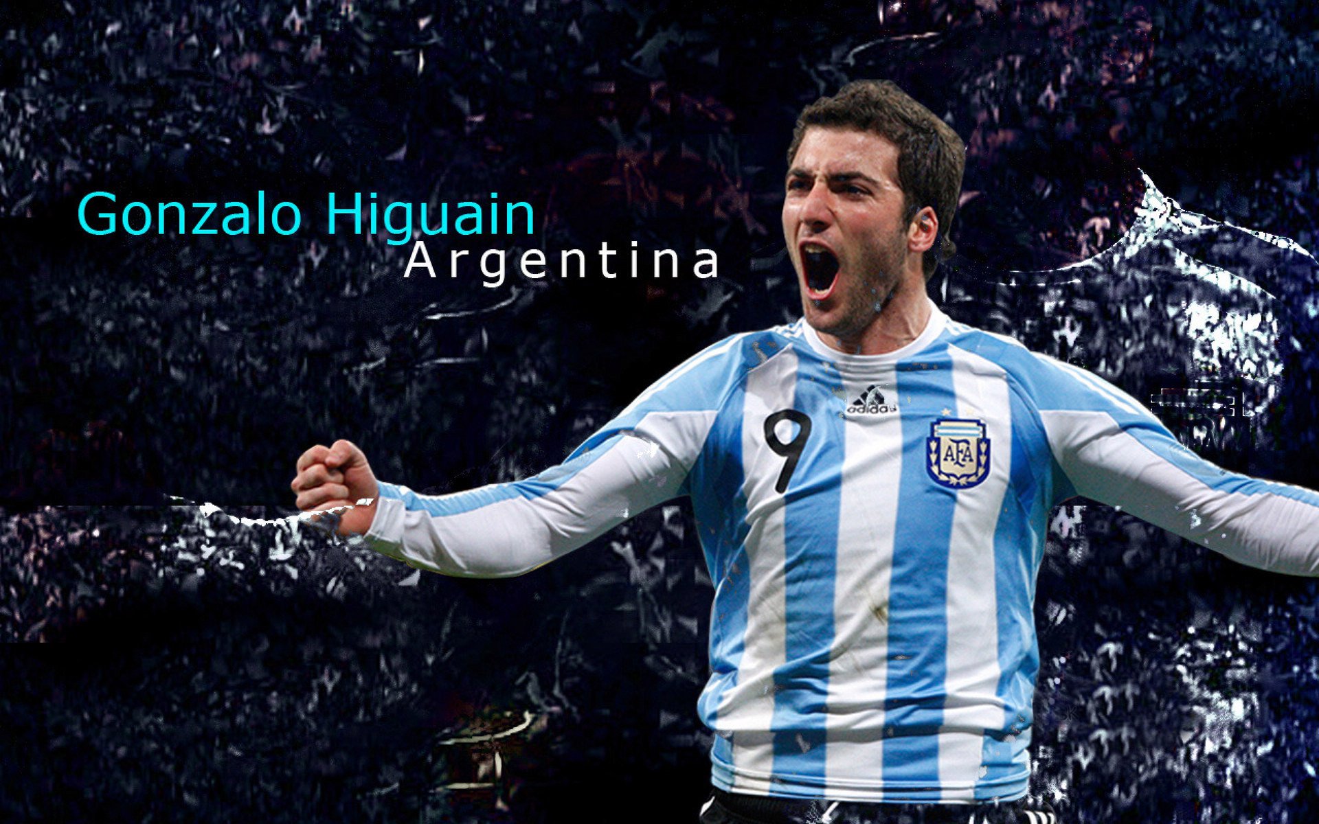 利物浦关键战取胜，红军重返榜首行列，利物浦红军和中国红军